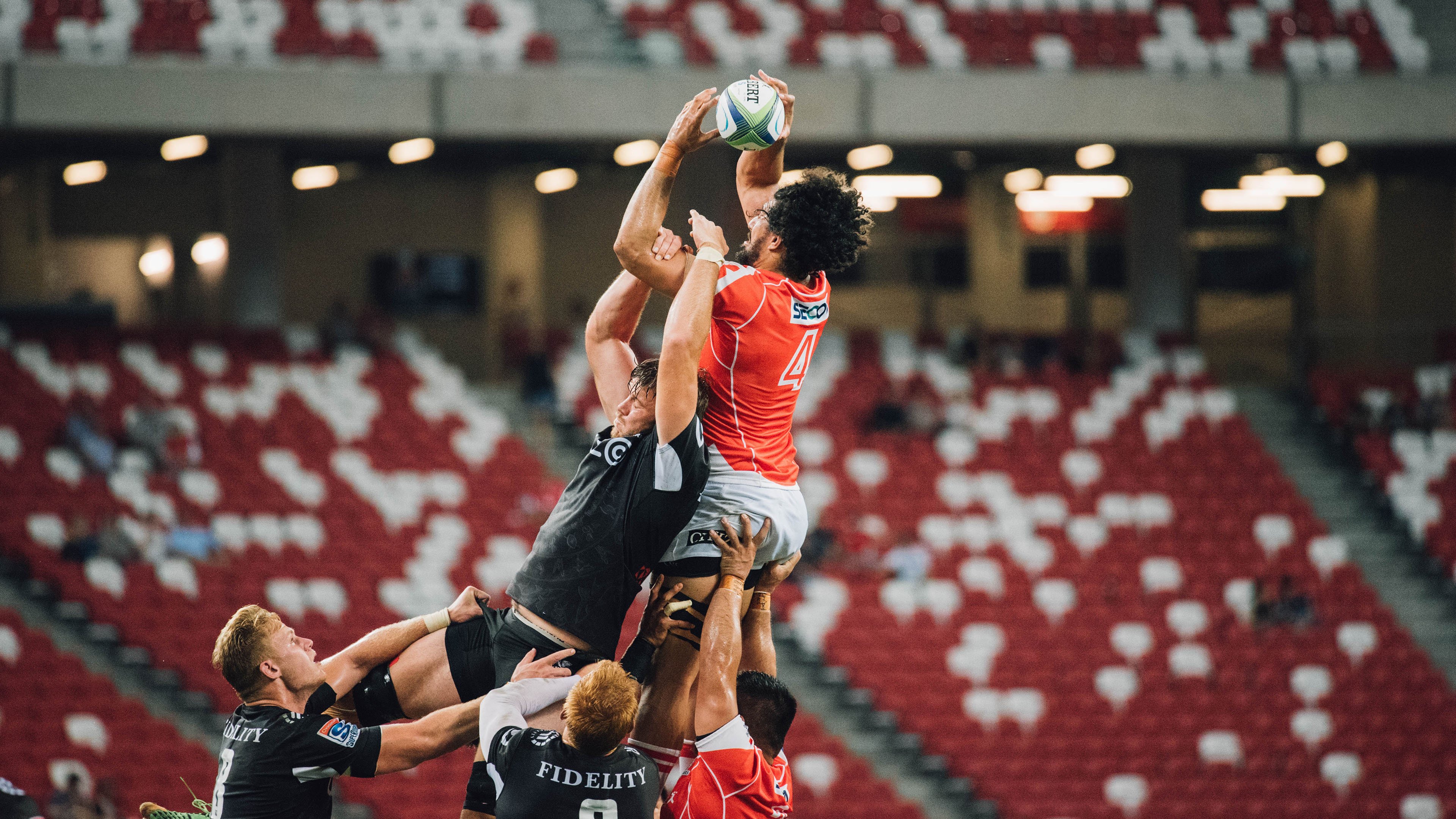 F1新赛季揭幕战之夜，切特·佩雷斯的持续杀伤力如何点燃赛场