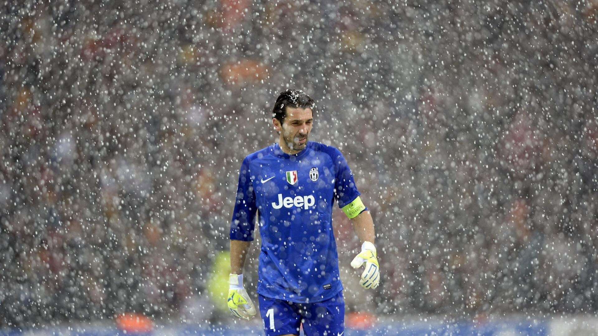 当沙漠之狐咬碎童话，突尼斯熔炉烤化丹麦，弗拉霍维奇烈火映照巴尔干